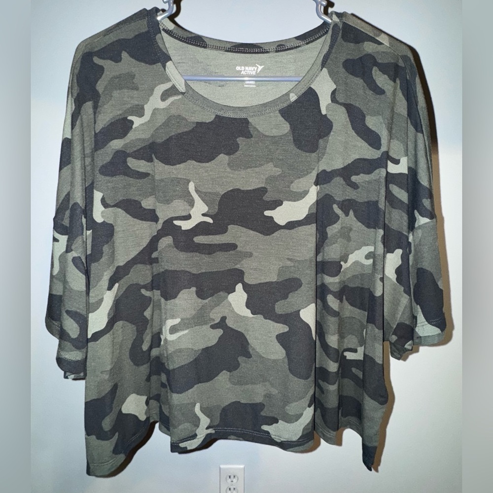 Old Navy Oversized Active Go Dry Cropped SS XXL Green Camouflage